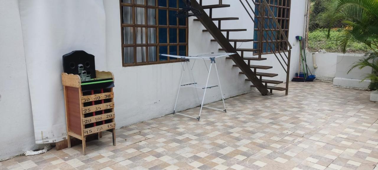 Casa Familiar Y De Descanso Villa Lorenza - Apulo Cund. المظهر الخارجي الصورة